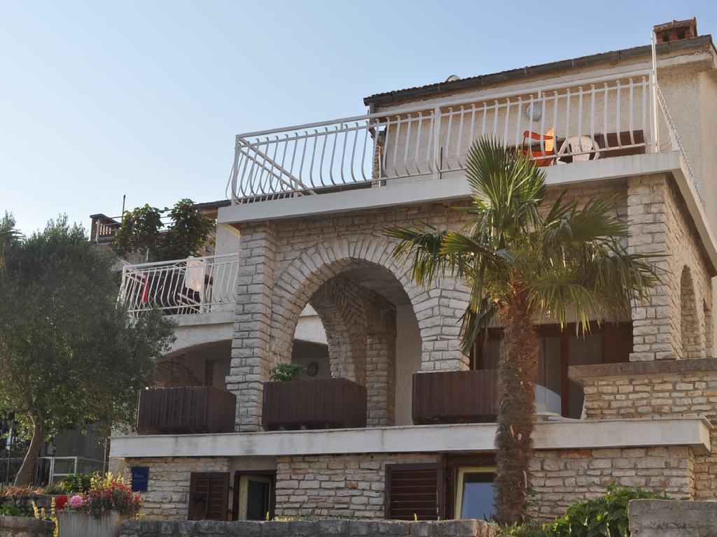 By The Sea Apartment