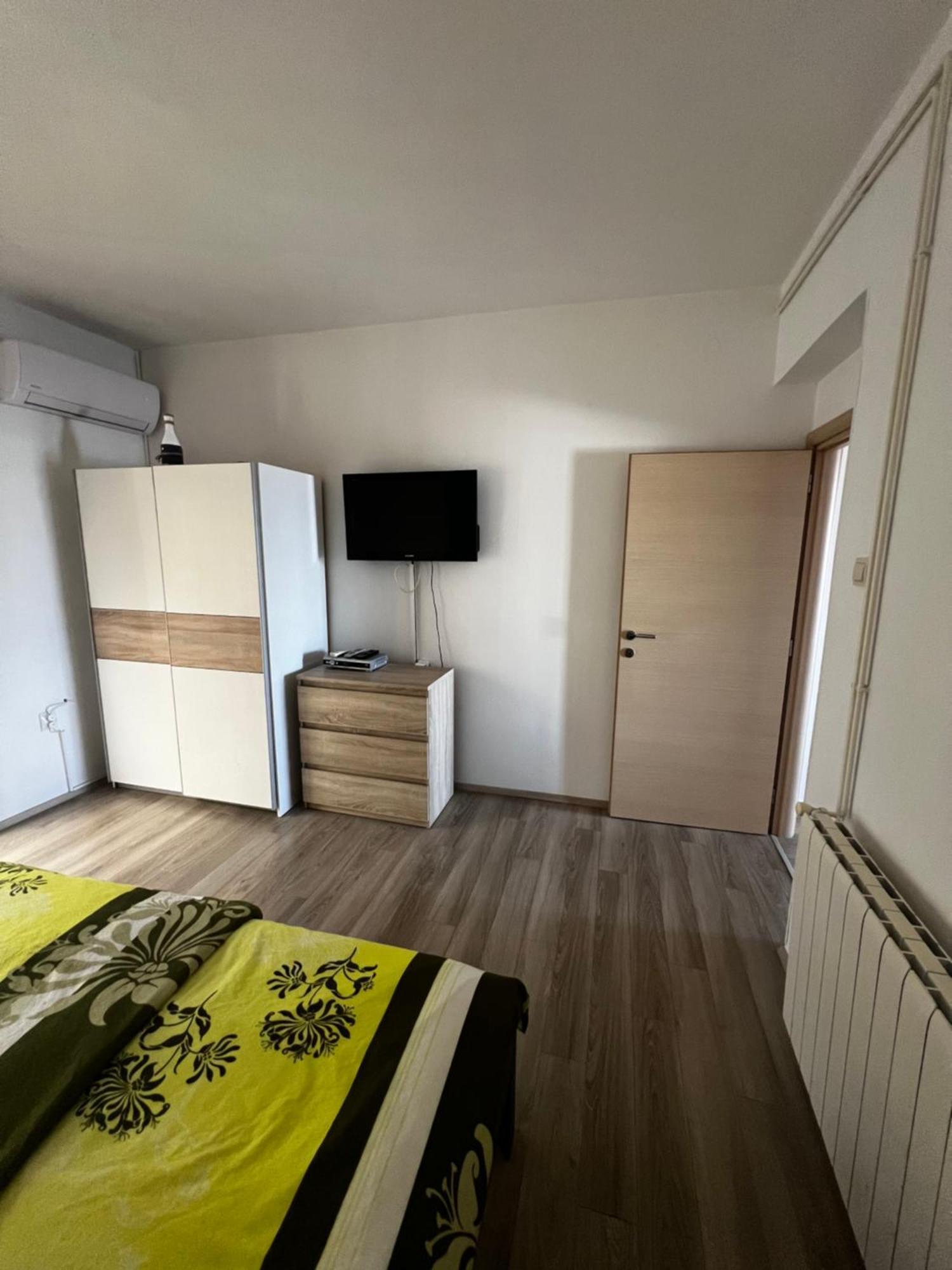 By The Sea Apartma Pula