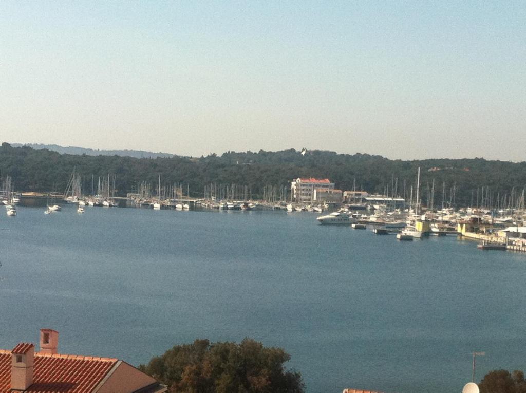 By The Sea * Pula
