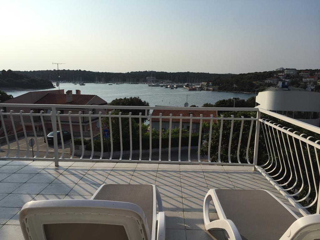 Apartment By The Sea *