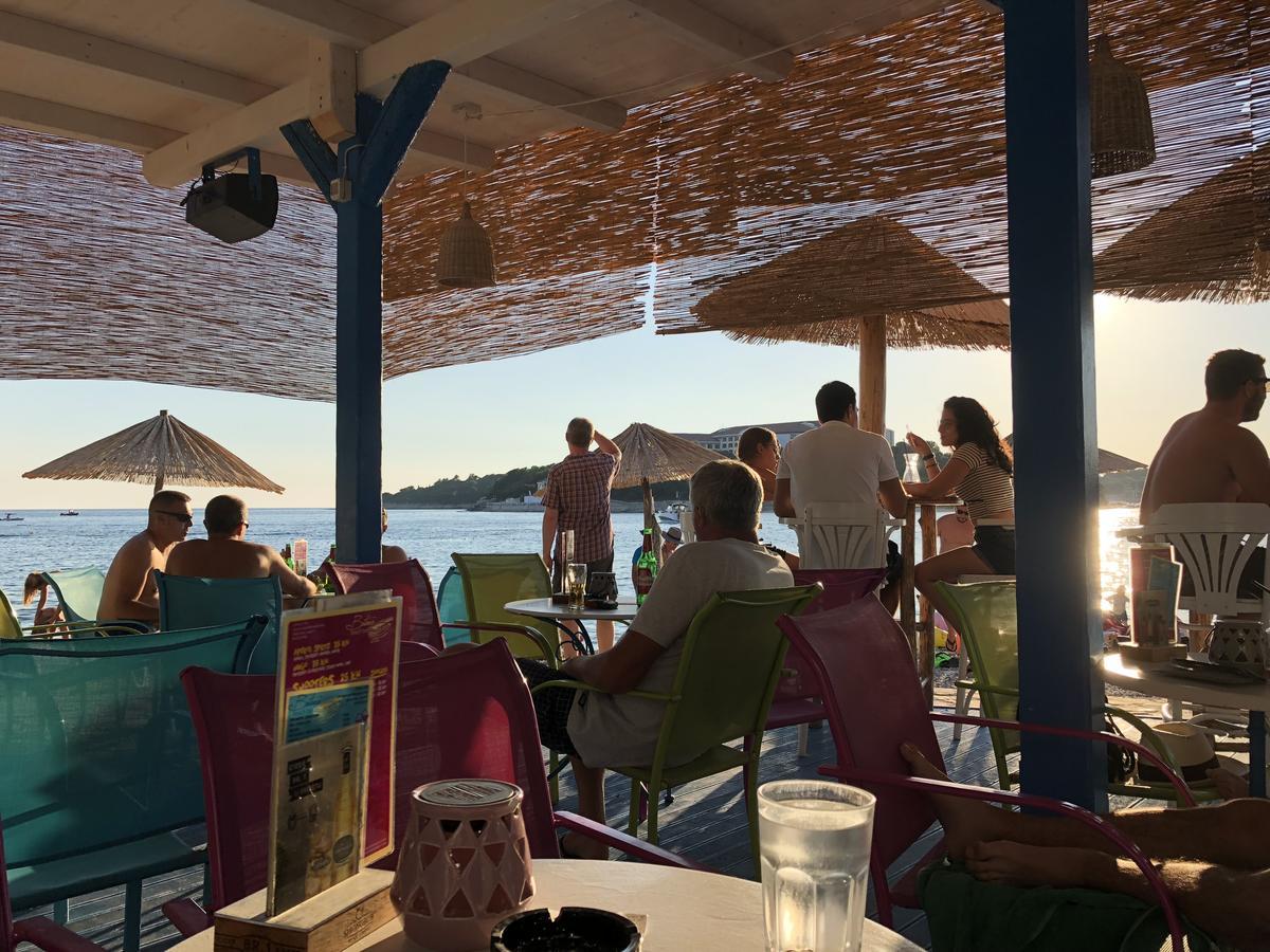 Apartma By The Sea *