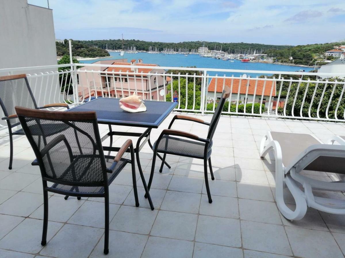 By The Sea Apartment *
