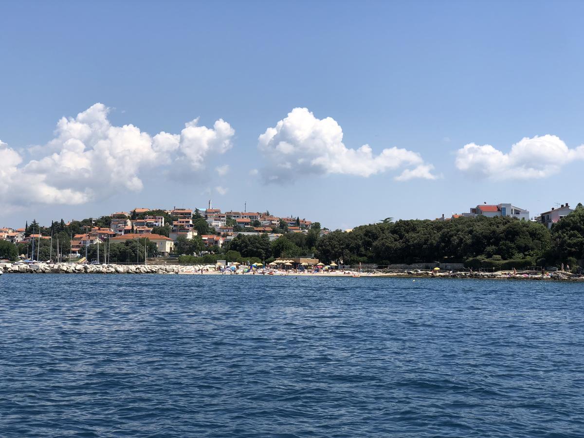 By The Sea Apartment *