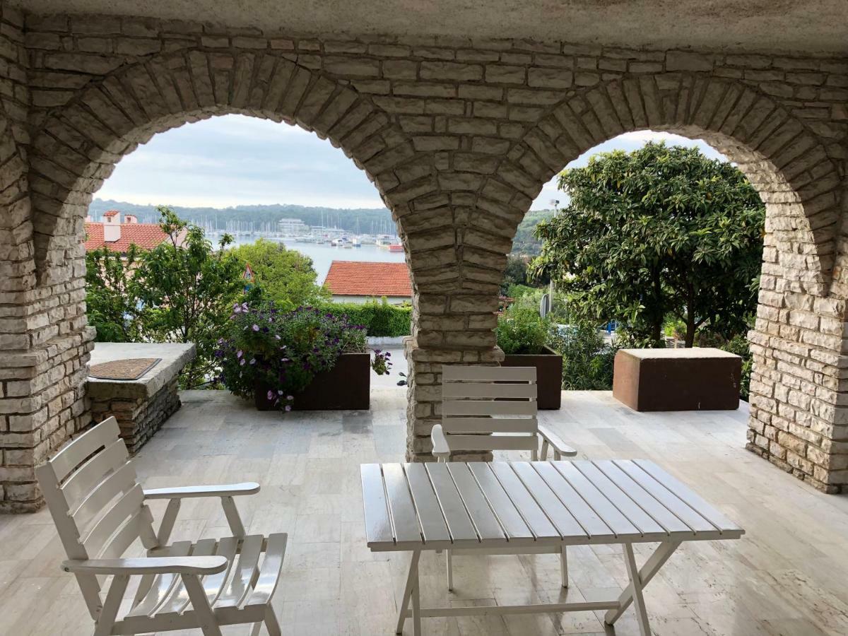Apartment By The Sea *